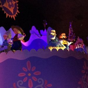 Meet your Posher, Nora